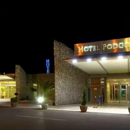 מלון Hotel Podgorica 4*