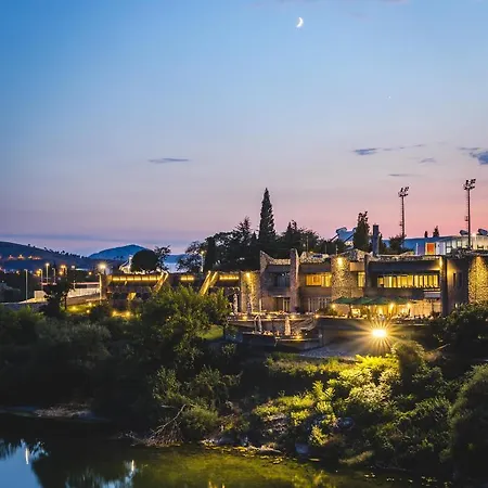 Готель Hotel Podgorica Подгориця