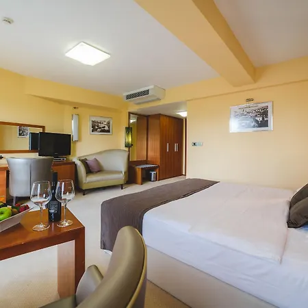 Hotel Podgorica Готель Подгориця
