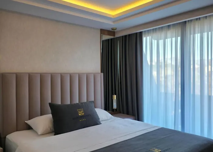 Hotel Podgorica Hotel 4*