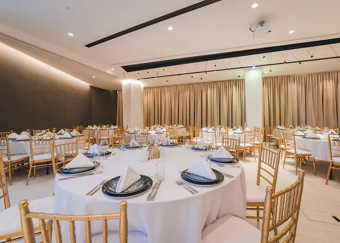 Hotel Podgorica Hotell 4*